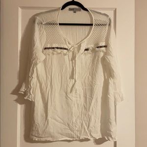 NWOT White Detail Blouse